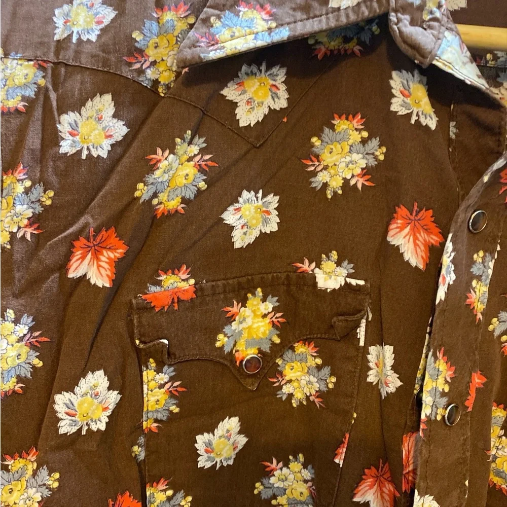 Rare 70s Women’s Brown Floral Western Shirt Copper Pearl Snaps Boho - Picture 9 of 11